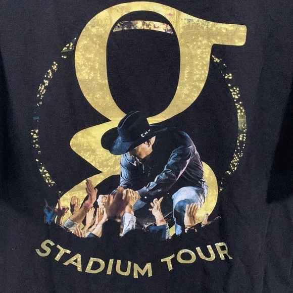 Garth Brooks stadium T- Shirt 2019-2022 good condition Men’s Large or XL no tags - Picture 1 of 4
